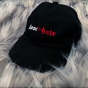 Love>Hate Cap